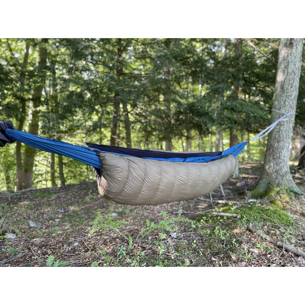 Close-up of the Jacks R Better Mt Washington 3 hammock underquilt shell fabric and baffles